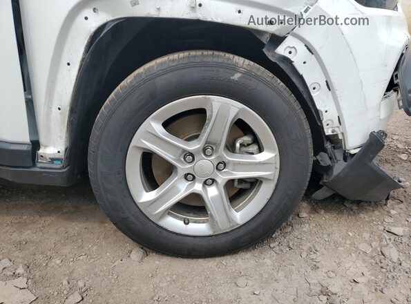 3C4NJDBN1PT561646 2023 JEEP COMPASS White 