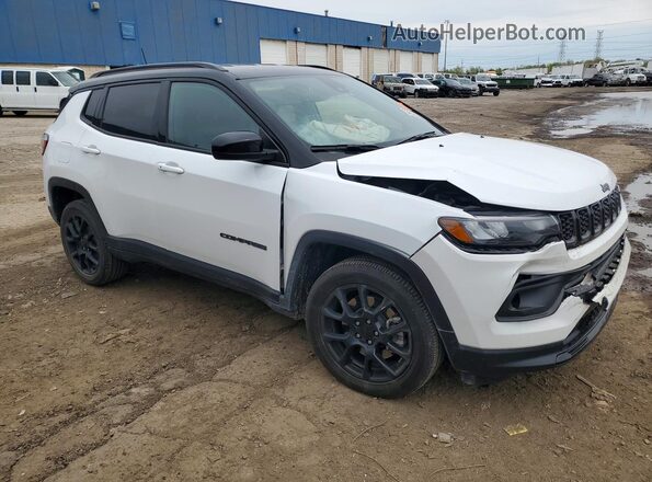 3C4NJDBN1RT112082 2024 JEEP COMPASS White Delantero derecho