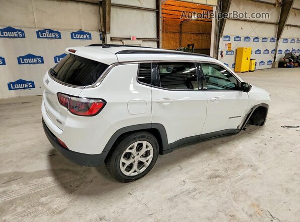 3C4NJDBN1RT138567 2024 JEEP COMPASS White Rear right