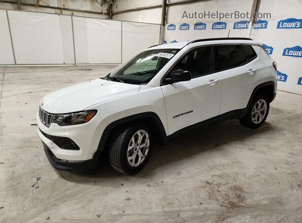 3C4NJDBN1RT138567 2024 JEEP COMPASS White 360 interior view