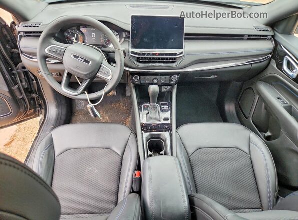 3C4NJDBN1ST557931 2025 JEEP COMPASS Black Առջևի վահանակի տեսք
