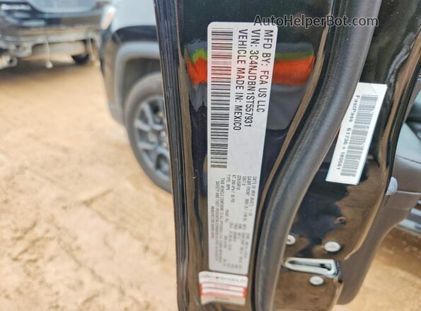 3C4NJDBN1ST557931 2025 JEEP COMPASS Black Շարժիչի բաժամունքի տեսք