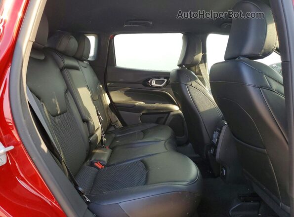 3C4NJDBN1TT178770 2026 JEEP COMPASS Burgundy Widok wnętrza z tyłu