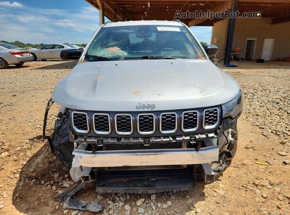 3C4NJDBN2RT118649 2024 JEEP COMPASS Silver Widok z przodu
