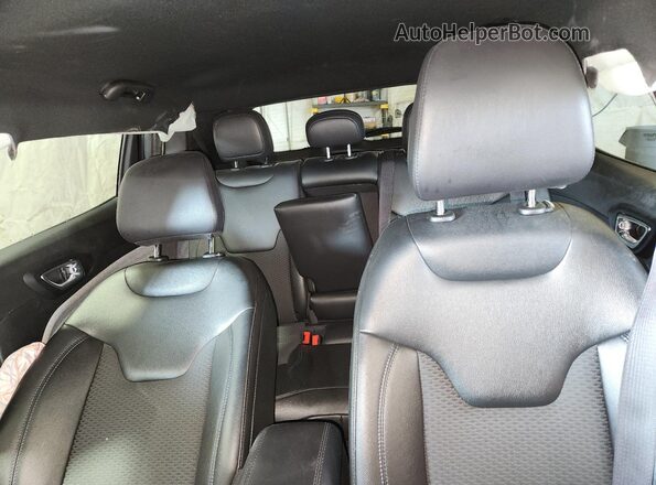 3C4NJDBN2ST590842 2025 JEEP COMPASS Black 