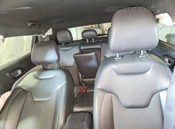 3C4NJDBN2ST590842 2025 JEEP COMPASS Black უკანა სავარძლების ხედი