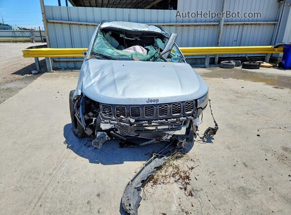 3C4NJDBN2TT193505 2026 JEEP COMPASS Silver Вид спереду
