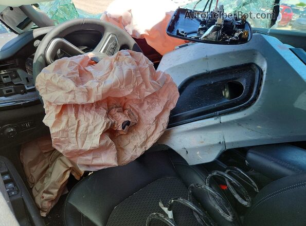 3C4NJDBN2TT193505 2026 JEEP COMPASS Silver Вид панелі приладів