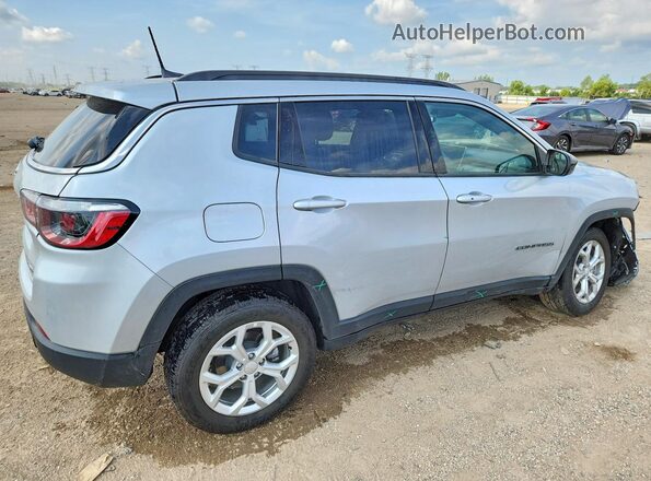 3C4NJDBN3RT113945 2024 JEEP COMPASS Silver Задня права чверть