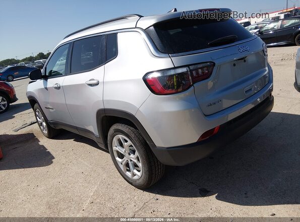 3C4NJDBN3RT118594 2024 JEEP COMPASS Silver Trasero izquierdo