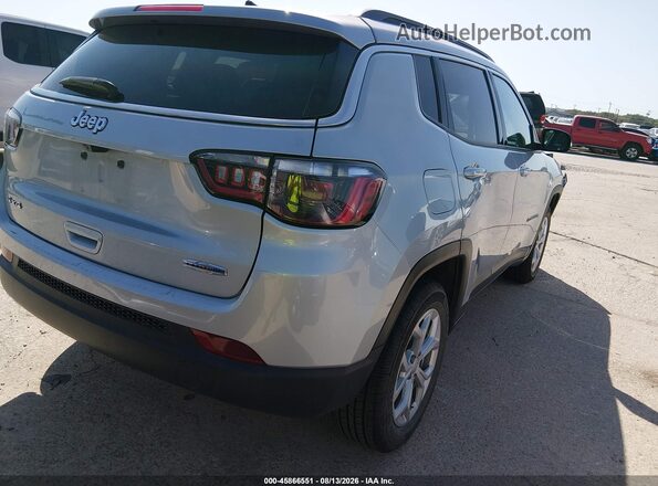 3C4NJDBN3RT118594 2024 JEEP COMPASS Silver Trasero derecho