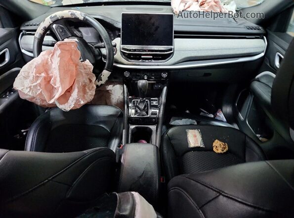 3C4NJDBN3RT118661 2024 JEEP COMPASS Серебряный Вид панели приборов