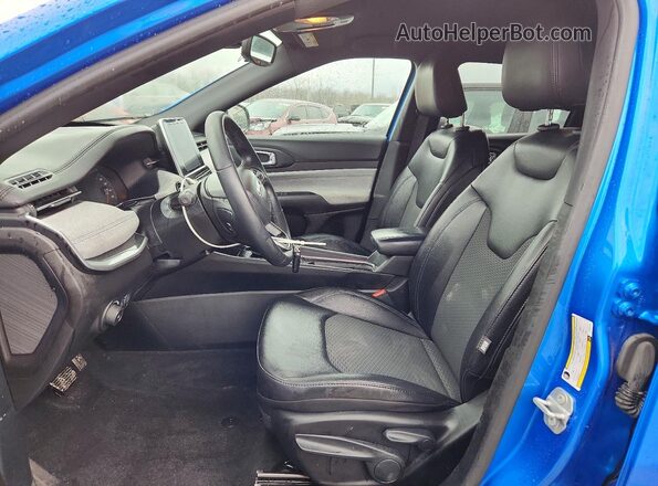 3C4NJDBN3ST527751 2025 JEEP COMPASS Blue წინა სალონის ხედი