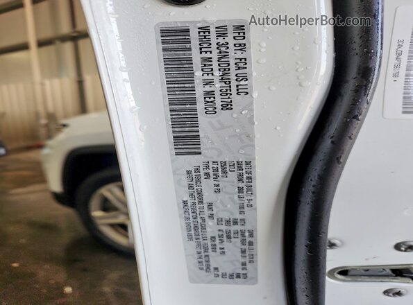 3C4NJDBN4PT561768 2023 JEEP COMPASS White Вид наклейки з VIN-кодом