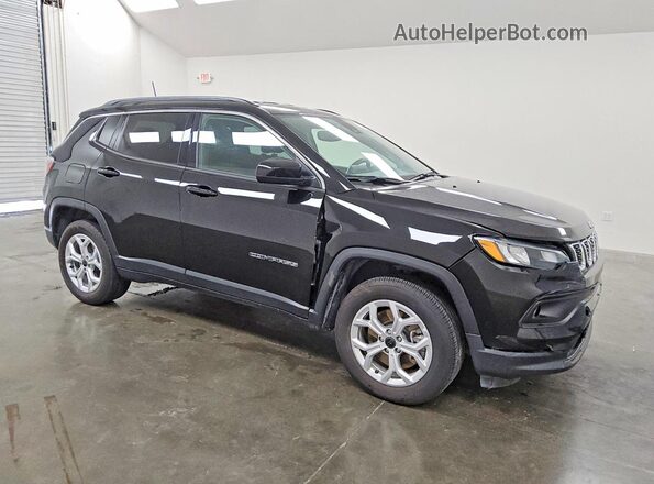 3C4NJDBN4ST575839 2025 JEEP COMPASS Черный Передняя правая четверть