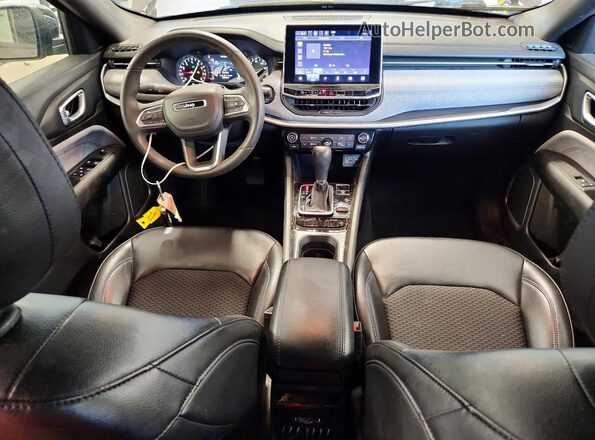 3C4NJDBN5PT538807 2023 JEEP COMPASS Gray Առջևի վահանակի տեսք