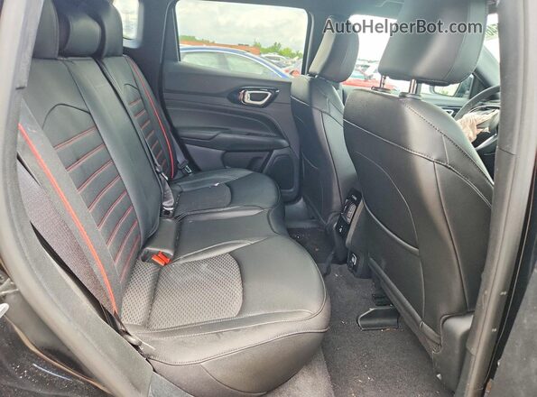 3C4NJDBN5RT115146 2024 JEEP COMPASS Черный Вид задних сидений
