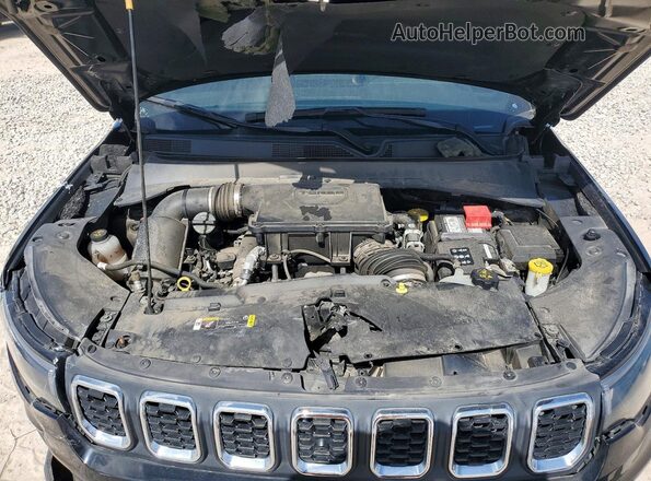 3C4NJDBN5RT133999 2024 JEEP COMPASS Black Vista del compartimento del motor