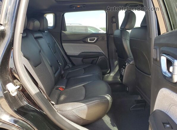3C4NJDBN5RT133999 2024 JEEP COMPASS Black Vista interior trasera
