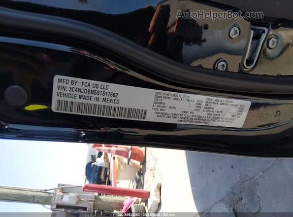 3C4NJDBN5ST617662 2025 JEEP COMPASS Black Вид підкапотного простору