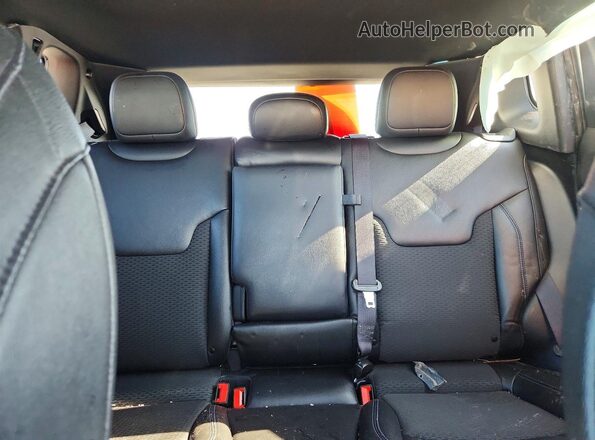 3C4NJDBN7RT113429 2024 JEEP COMPASS Silver Вид задніх сидінь