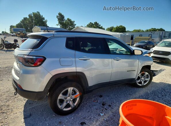 3C4NJDBN7RT113429 2024 JEEP COMPASS Silver Задня права чверть