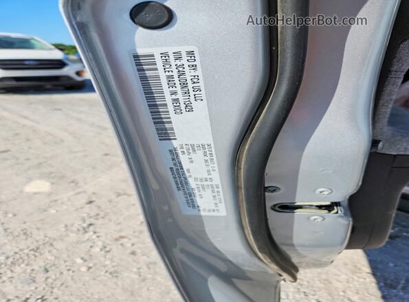3C4NJDBN7RT113429 2024 JEEP COMPASS Silver Панорамний вид салону 360°