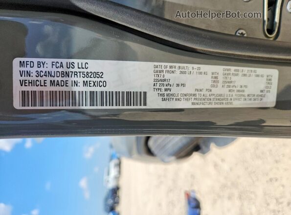 3C4NJDBN7RT582052 2024 JEEP COMPASS Gray Вид наклейки з VIN-кодом