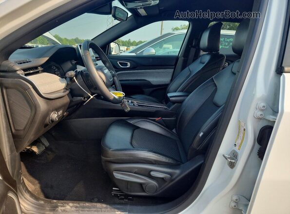 3C4NJDBN7ST522486 2025 JEEP COMPASS White წინა სალონის ხედი