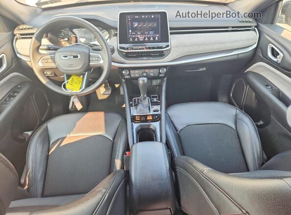 3C4NJDBN7ST522486 2025 JEEP COMPASS White წინა პანელის ხედი