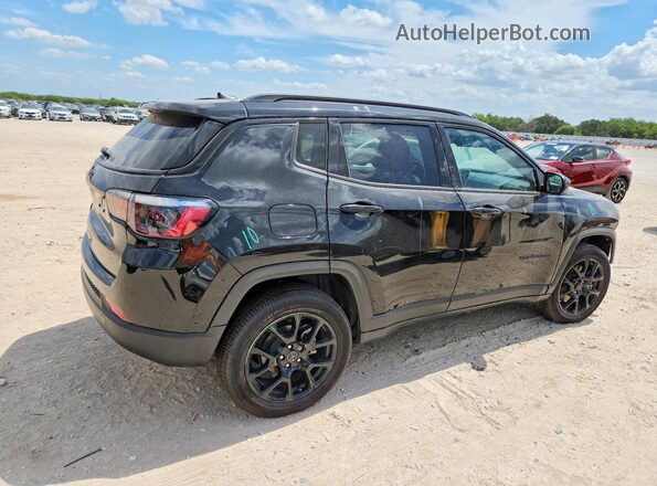 3C4NJDBN7TT158782 2026 JEEP COMPASS Черный Задняя правая четверть