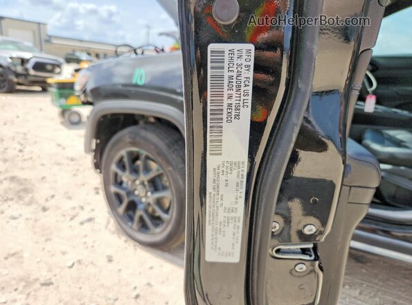 3C4NJDBN7TT158782 2026 JEEP COMPASS Черный Вид подкапотного пространства