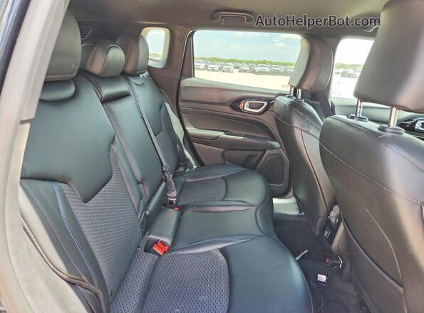 3C4NJDBN7TT158782 2026 JEEP COMPASS Черный Вид задних сидений