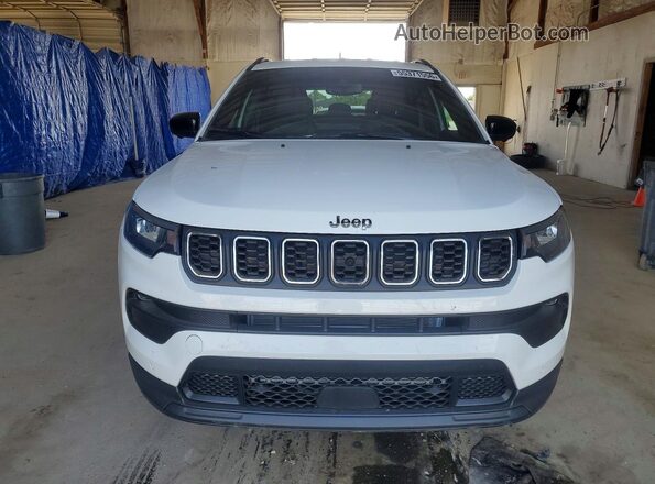 3C4NJDBN9RT104179 2024 JEEP COMPASS Белый Вид спереди