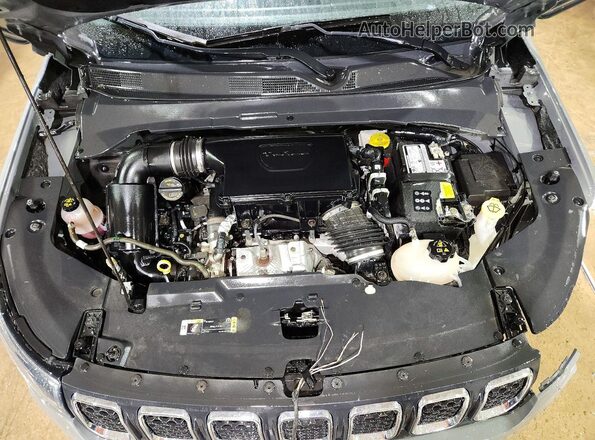 3C4NJDBN9RT598334 2024 JEEP COMPASS Gray Vista del compartimento del motor