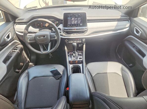 3C4NJDBN9ST597237 2025 JEEP COMPASS White Vista del salpicadero