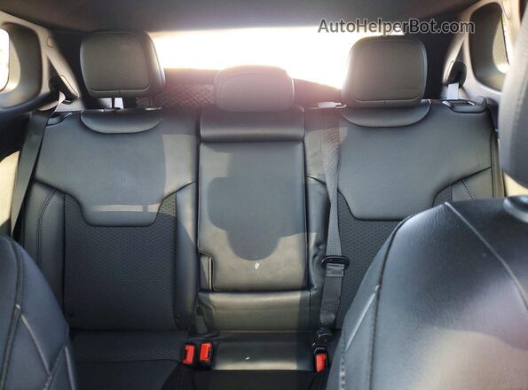 3C4NJDBN9TT199432 2026 JEEP COMPASS Оранжевый Вид задних сидений