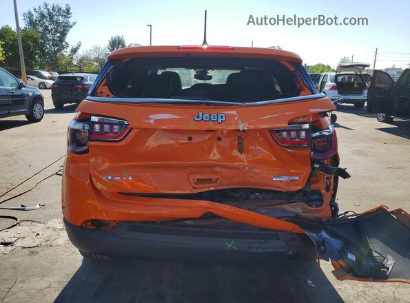 3C4NJDBN9TT199432 2026 JEEP COMPASS Оранжевый Вид сзади