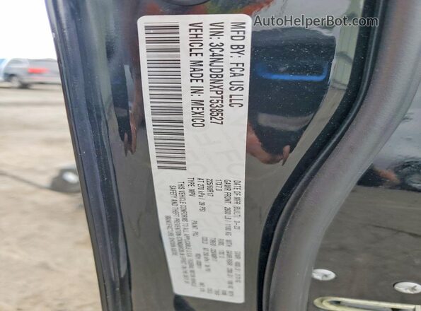 3C4NJDBNXPT538527 2023 JEEP COMPASS Black 