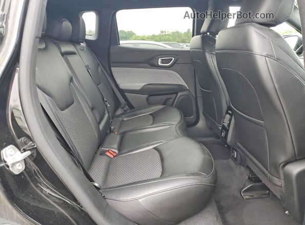 3C4NJDBNXPT538527 2023 JEEP COMPASS Black 