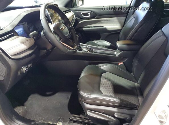 3C4NJDBNXRT139099 2024 JEEP COMPASS White Вид салону спереду