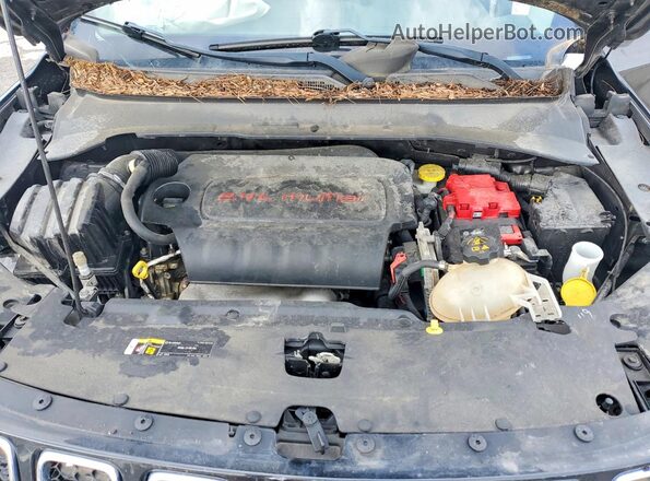 3C4NJDCB0KT755064 2019 JEEP COMPASS Charcoal Vista del compartimento del motor