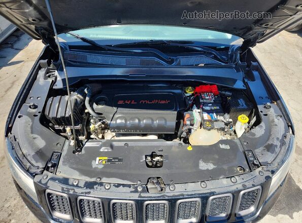 3C4NJDCB0KT836064 2019 JEEP COMPASS Black Панорамний вид салону 360°