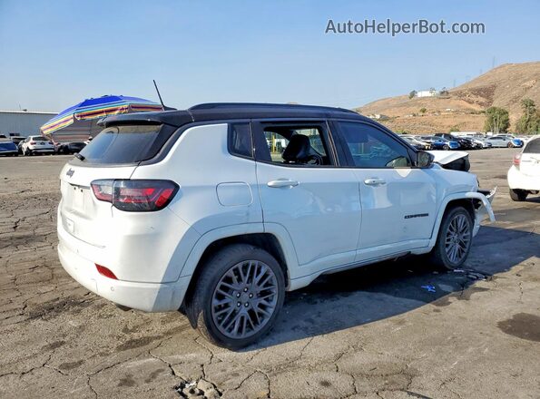 3C4NJDCB0NT141197 2022 JEEP COMPASS Белый Задняя правая четверть