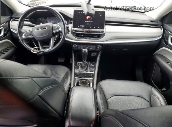 3C4NJDCB0NT155021 2022 JEEP COMPASS Silver Dashboard view