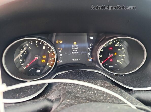 3C4NJDCB1JT100734 2018 JEEP COMPASS Silver Vista del cuadro de instrumentos