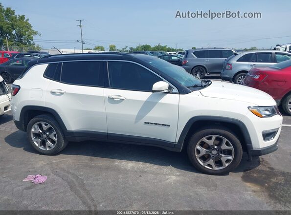 3C4NJDCB1JT266378 2018 JEEP COMPASS White Vista interior trasera