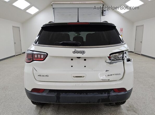 3C4NJDCB1JT470355 2018 JEEP COMPASS White Vista interior de 360 grados