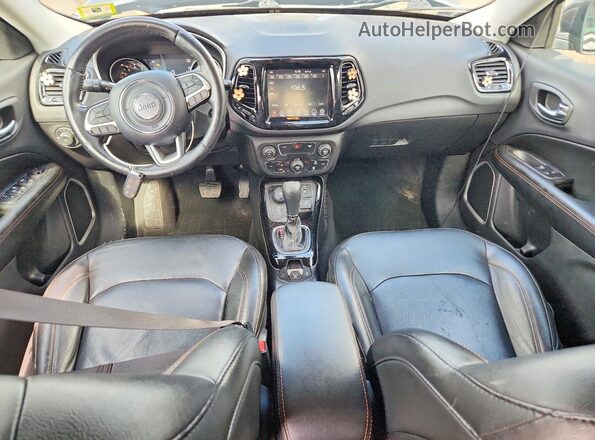 3C4NJDCB1LT119173 2020 JEEP COMPASS Charcoal Vista del salpicadero