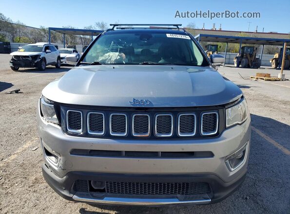 3C4NJDCB1MT550520 2021 JEEP COMPASS Серебряный Вид спереди